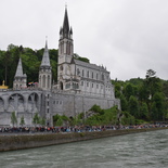 Basilika und Grotte